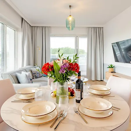 Lux Tukan B004, Polanki Aqua -