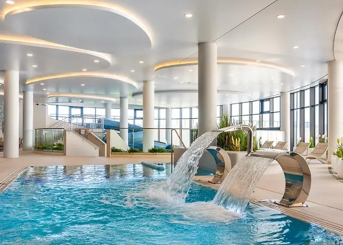 Lux Tukan B004, Polanki Aqua - *