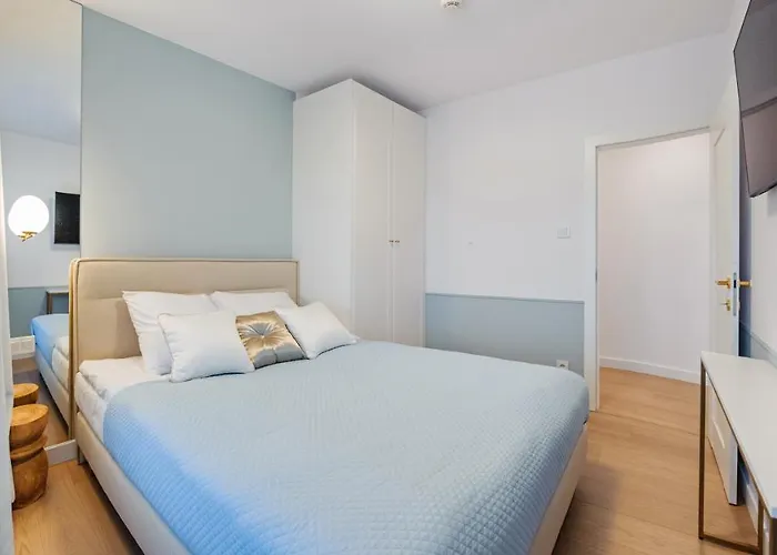 Lux Tukan B004, Polanki Aqua - * Kołobrzeg